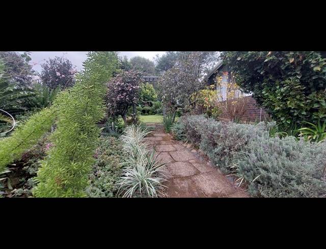 8 BEDROOM HOUSE FOR SALE IN MONTROSE